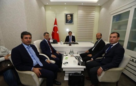 Ağrı'lı İş Adamı Halis Kahriman Başbakan Davutoğlu, Ağrı'ya davet ettik