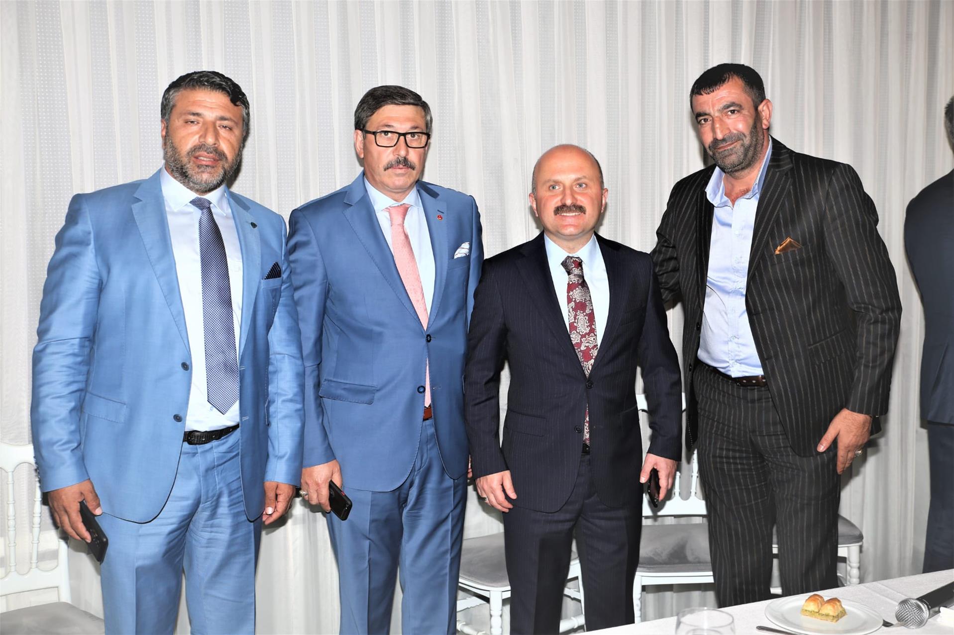 AĞRILI İŞ ADAMLARINA ÇAĞRI: AĞRI’YA SAHİP ÇIKALIM