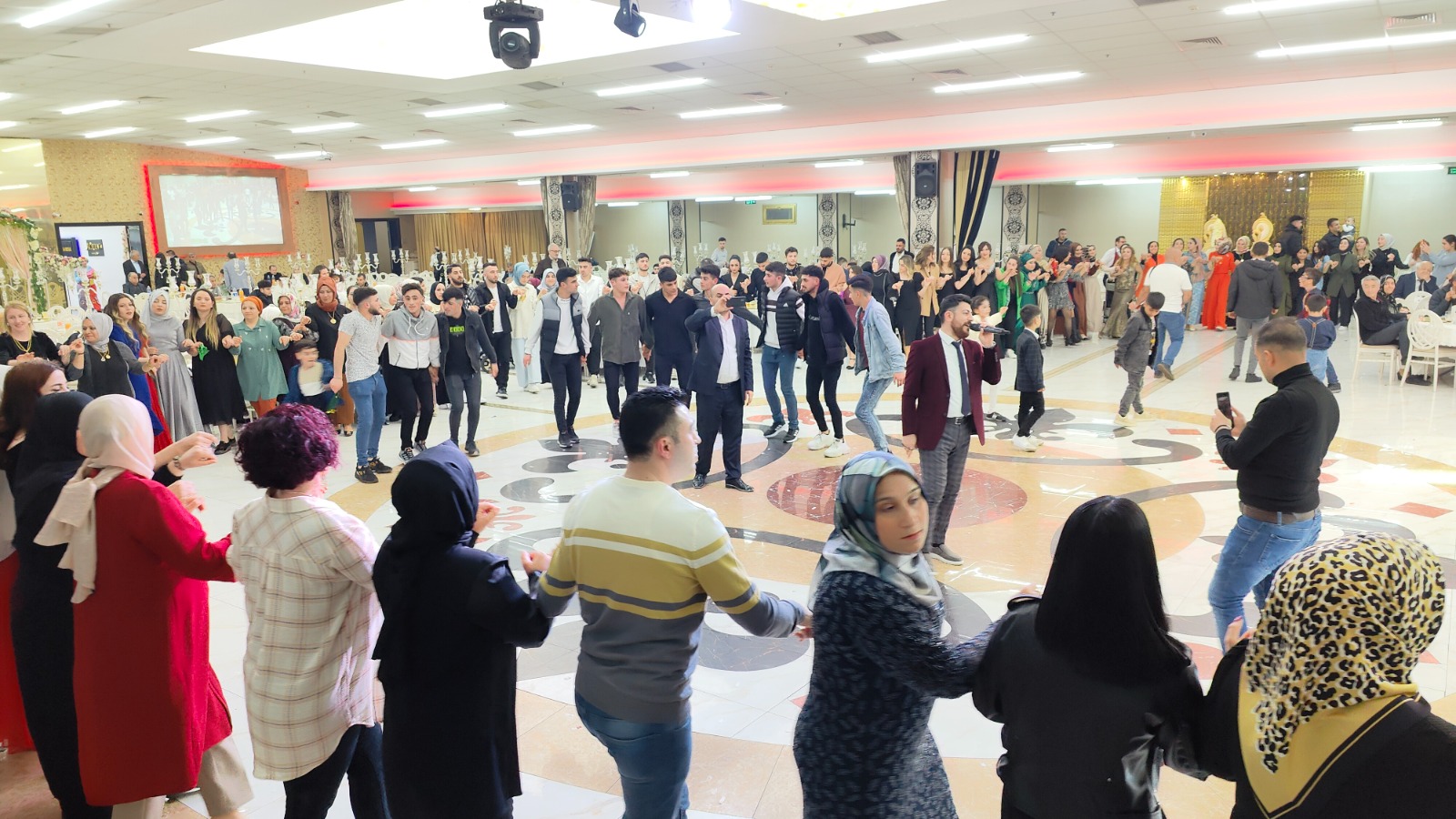 TANRI KULU VE KAYA AİLELERİN MUTLU GÜNÜ