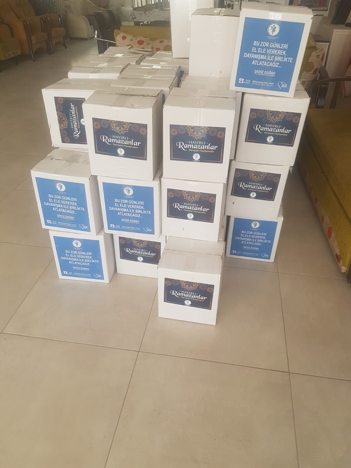 DENİZLİ AĞRILILAR YARDIMLAŞMA VE DAYANIŞMA DERNEĞİ RAMAZAN AYINDA KOLİ YARDIMI YAPTI