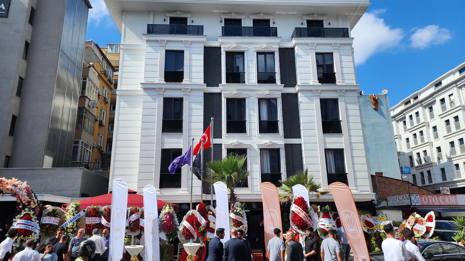 İSTANBUL FATİH İLÇESİNDE MAYS HOTEL' DEN GÖRKEMLİ AÇILIŞ 