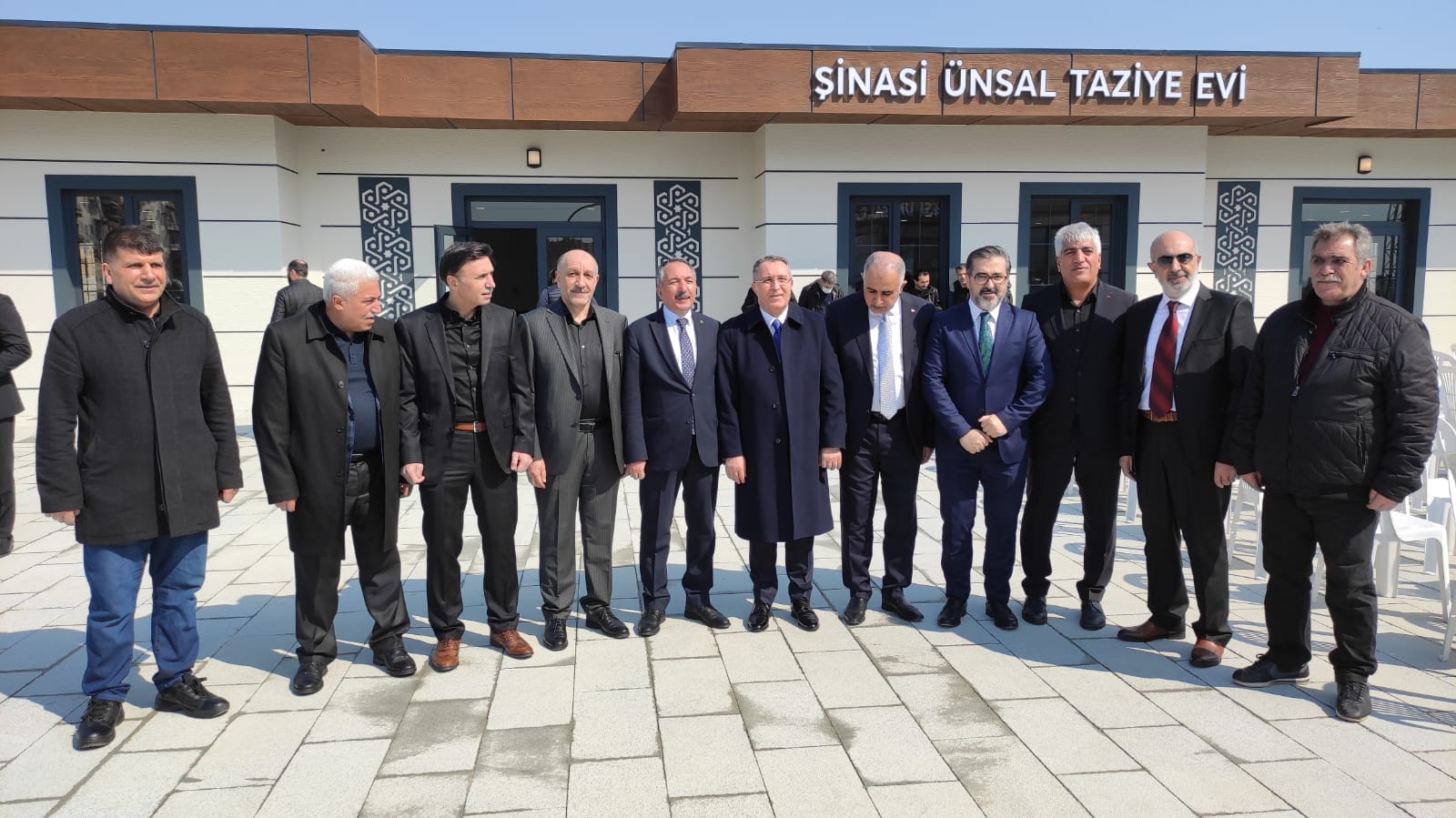 AĞRILI HAYIRSEVER ŞİNASİ ÜNSAL YARDIMLARINA DEVAM EDİYOR