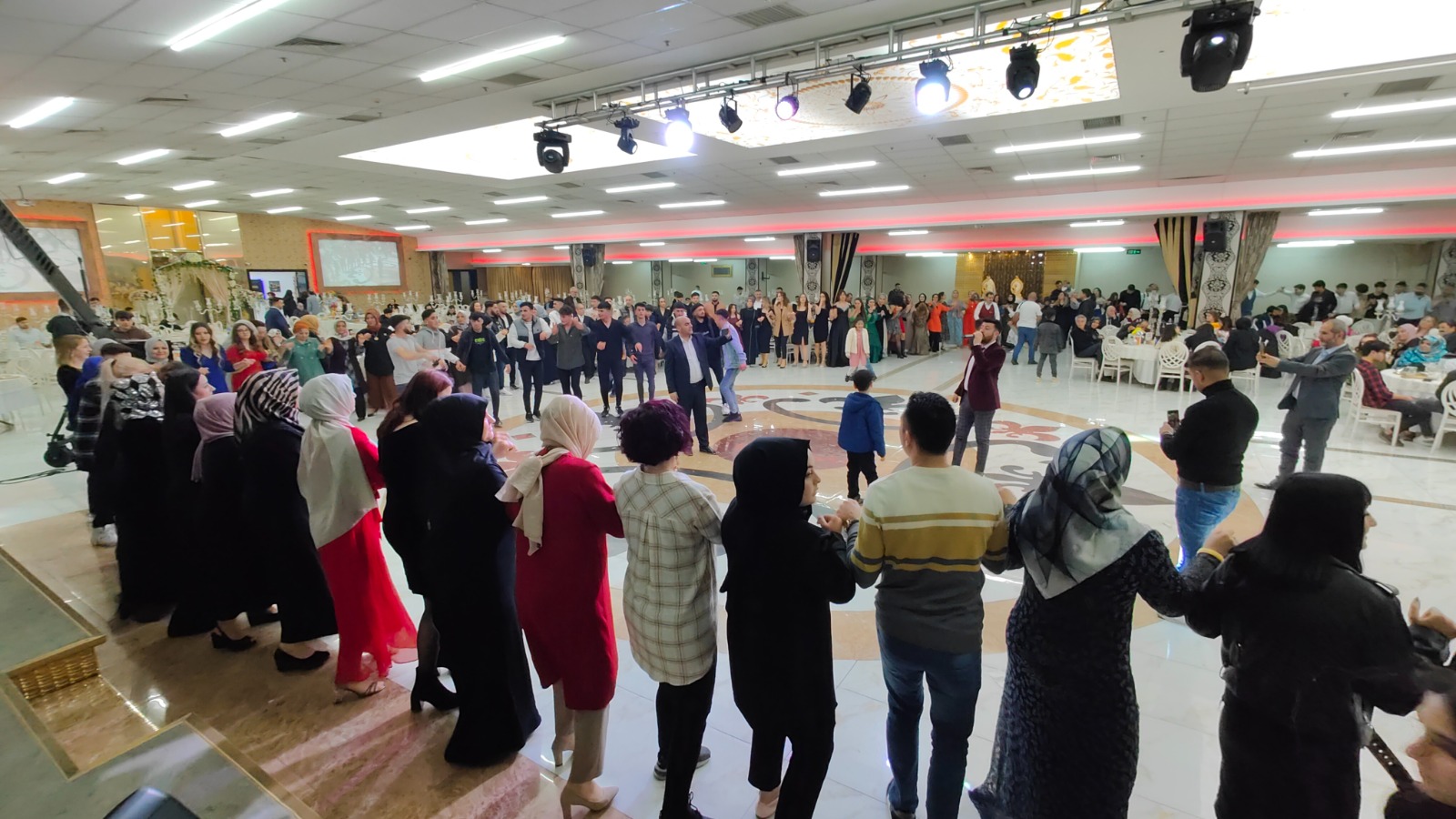 TANRI KULU VE KAYA AİLELERİN MUTLU GÜNÜ