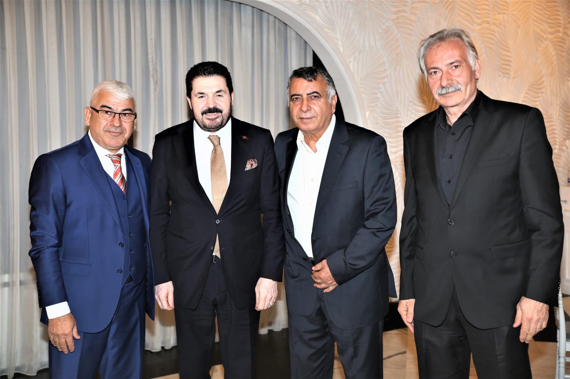 AĞRILI İŞ ADAMLARINA ÇAĞRI: AĞRI’YA SAHİP ÇIKALIM