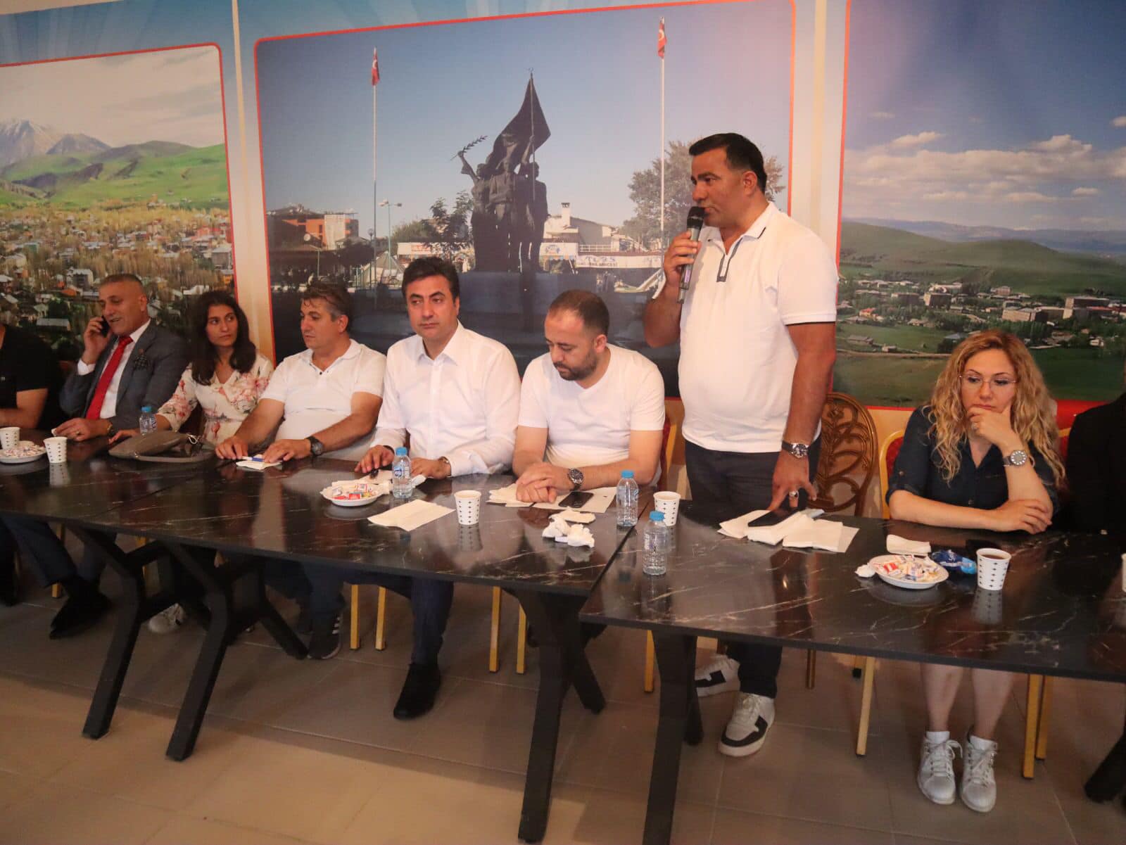 ESENYURTTA AĞRILILARIN AYAK SESLERİ.