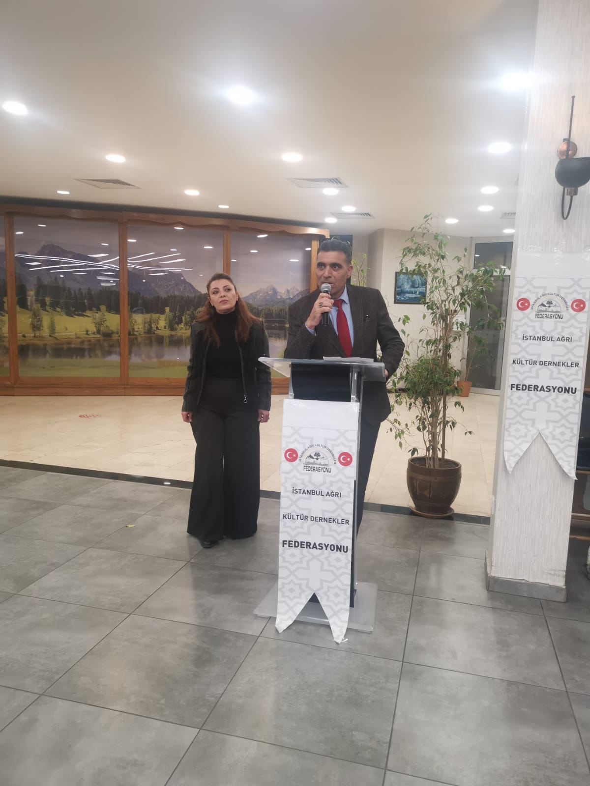 İstanbul Ağrı Kültür Dernekleri Federasyonu Geleneksel İftarı Tuzla Ayyıldız Sosyal Tesislerinde gerçekleşti.
