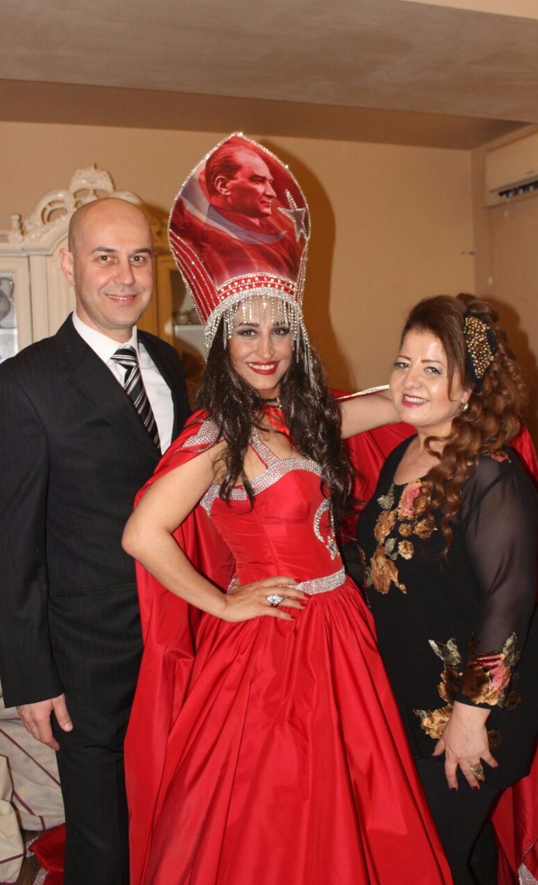 OSMANLIDAN CUMHURİYETE DEFİLESİ :
