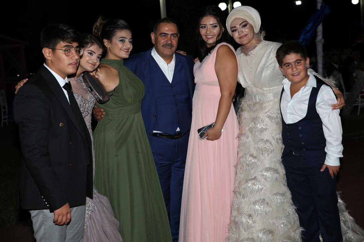 GÜMÜŞ AİLESİNİN EN MUTLU GÜNÜ