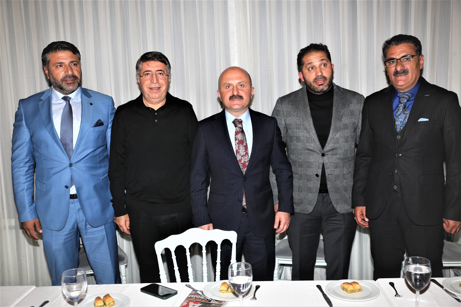 AĞRILI İŞ ADAMLARINA ÇAĞRI: AĞRI’YA SAHİP ÇIKALIM