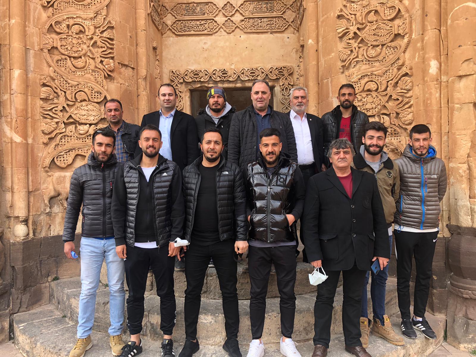 ASKF’DEN BAL TEMSİLCİSİ DOĞUBAYAZIT BELEDİYE SPOR’A ZİYARET