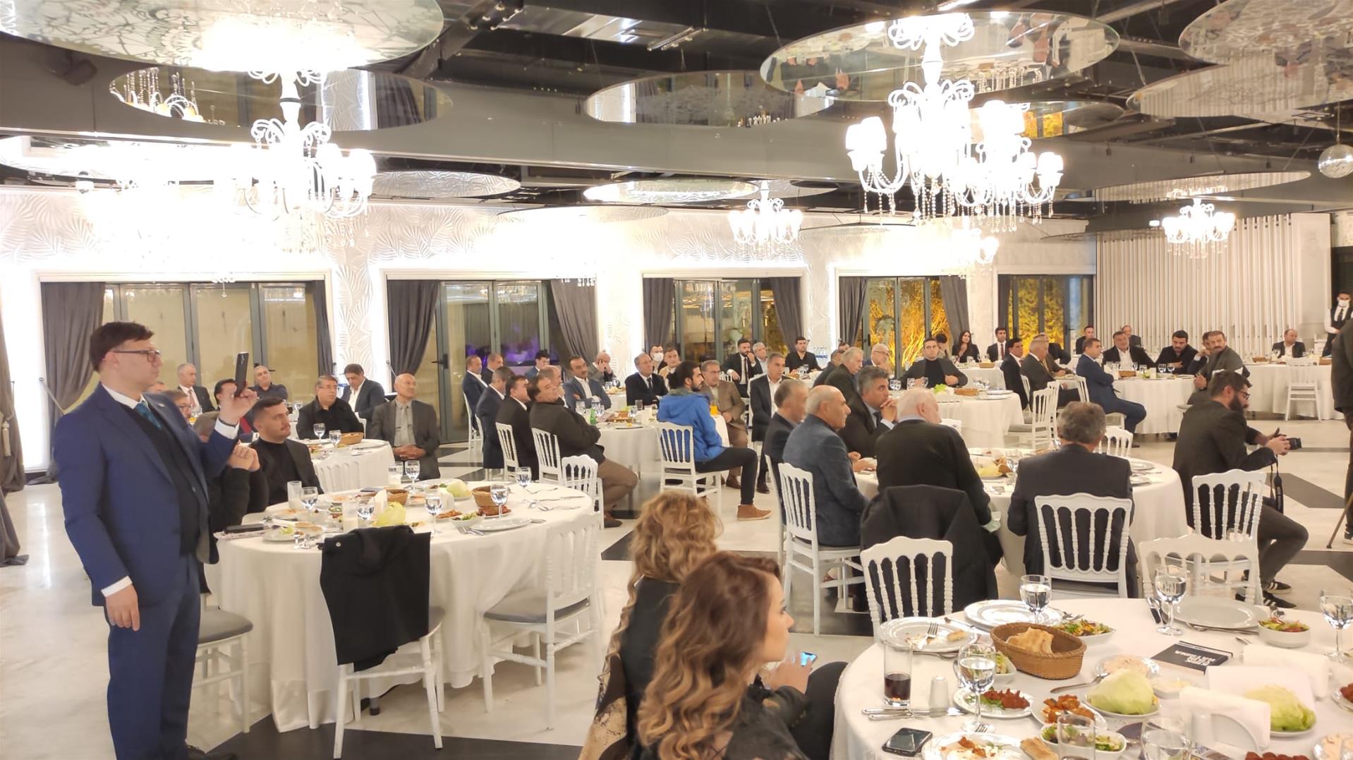 AĞRILI İŞ ADAMLARINA ÇAĞRI: AĞRI’YA SAHİP ÇIKALIM