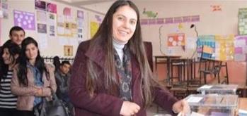 HAZAL ARAS GÖZALTINA ALINDI